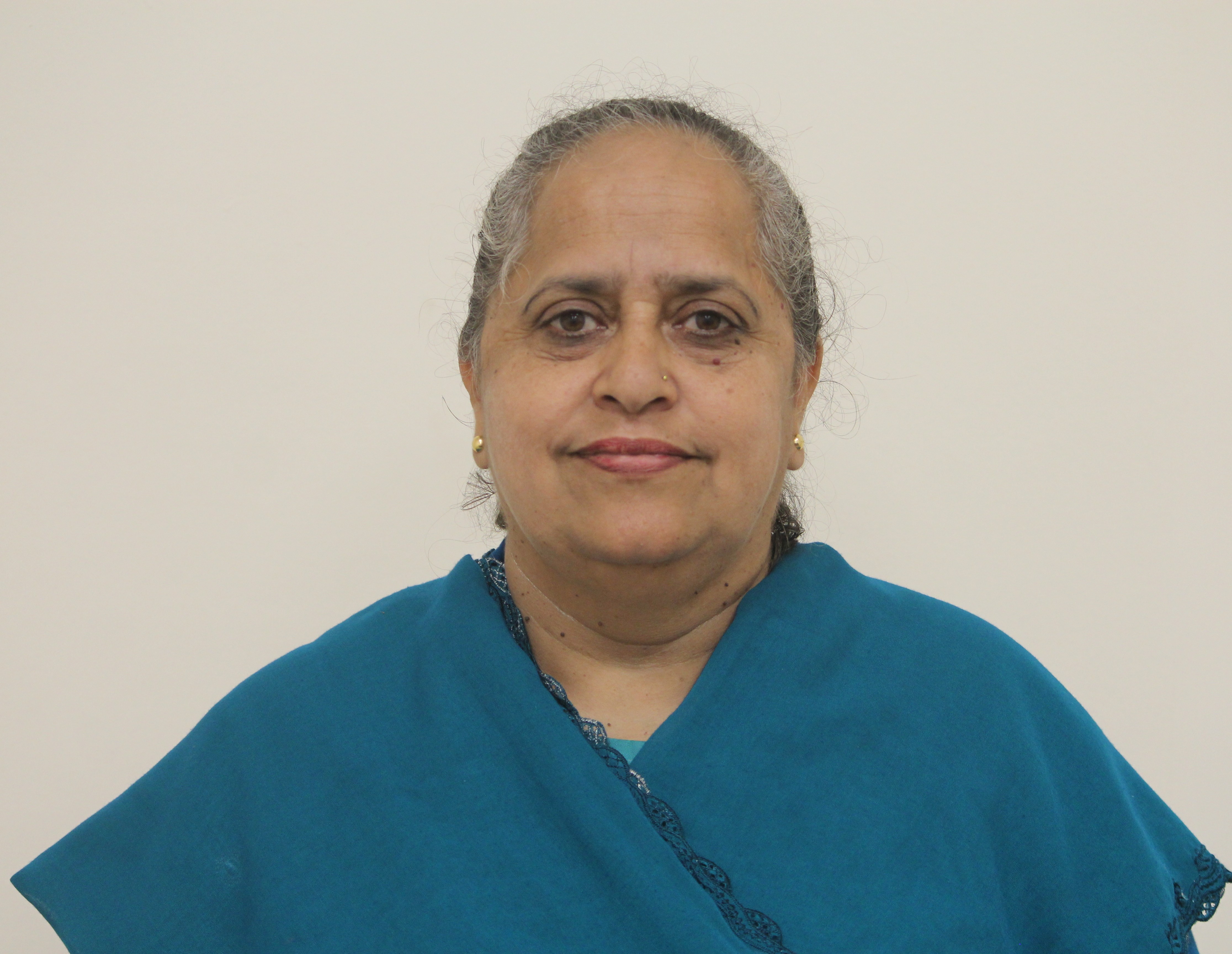 DR. FATIMA FADRA
